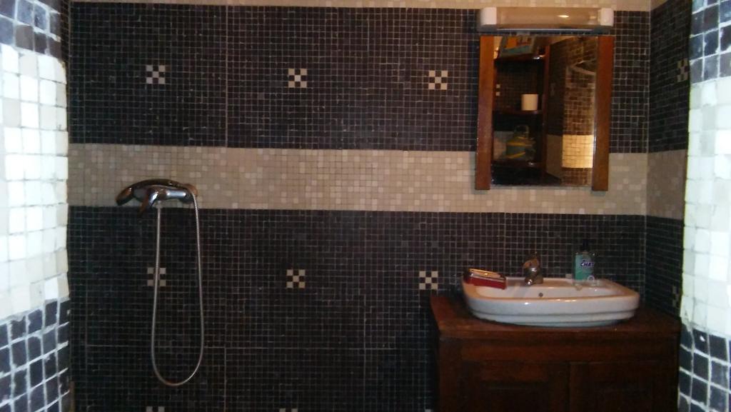 Maison Augustin Ly Gorée Kültér fotó