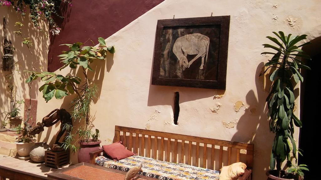 Maison Augustin Ly Gorée Kültér fotó