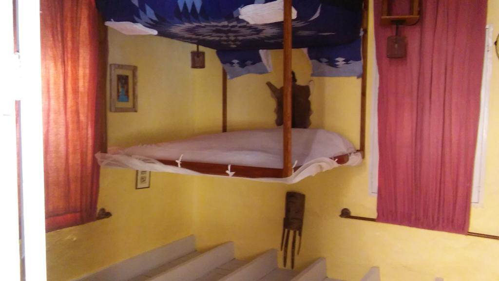 Maison Augustin Ly Gorée Kültér fotó